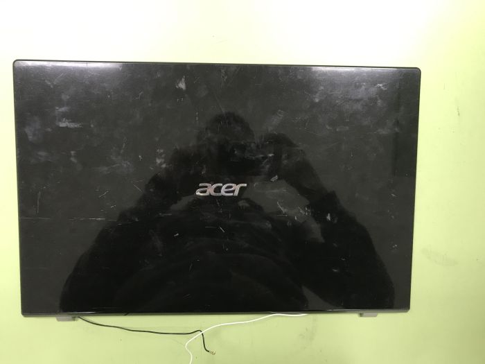 Крышка матрицы Acer V3 V3-731 V3-771 p/n 13N0-7NA0101