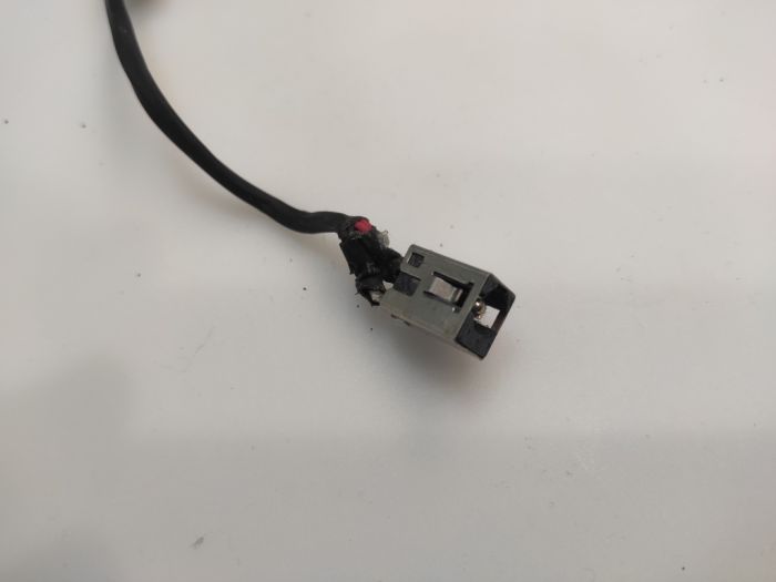 Разъем питания Lenovo Y570 с разбора, уценка, может плохо фиксироваться