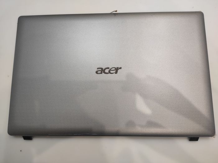 Крышка матрицы Acer  5551 5551G AP0HI0002401 AP0С9000900 серебро, с разбора совместима с Acer Aspire 5750 состояние отличное