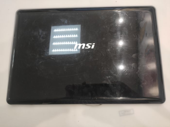 Крышка матрицы с микрофоном, черная, без левой заглушки петли MSI X400 MS-1462 P\N: 461A512P89