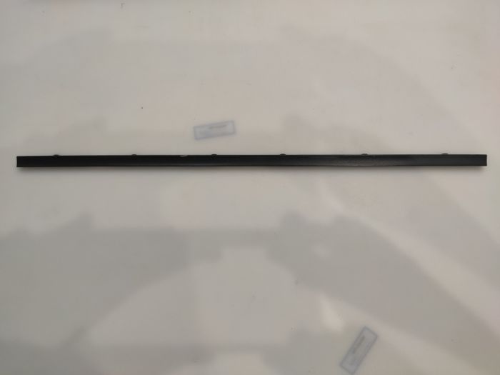 Планка (заглушка) винтов крепления клавиатуры на топкейс Toshiba L650D