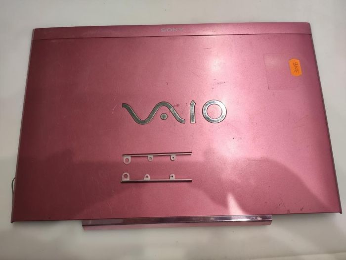 Крышка матрицы Sony VPCSB (PCG-41219V) металлическая 024-200A-8517 розовая