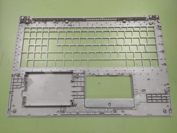 Топкейс для ноутбука Lenovo IdeaPad 320-15IAP без клавиатуры  p/n AP13R000310SL AP13R000310SLH2