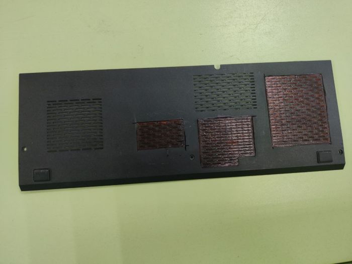 Крышка корпуса отсек HDD RAM DNS W370ET (0164802) 6-42-W3708-102 с доп. решетками