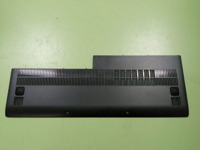 Заглушка корпуса Lenovo 300-15, 300-15ISK p/n AP0YM000500 НОВАЯ