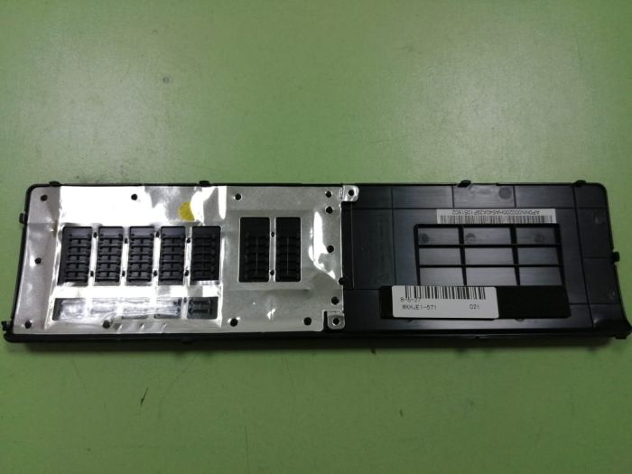 Заглушка корпуса ноутбука  Acer Aspire E1-571, E1-531, E1-521, Packard Bell TE11 p/n AP0NN000200 не все защелки