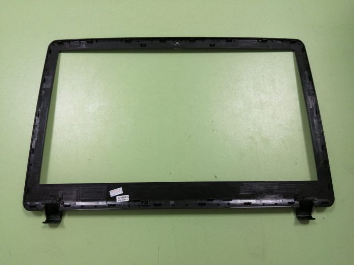 Рамка матрицы для ноутбука Acer Aspire ES1-523