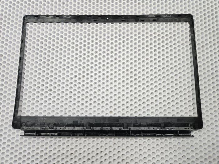 Рамка матрицы для ноутбука Acer Aspire 5 A515-54G серебристая
