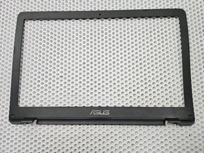Рамка матрицы Asus X542