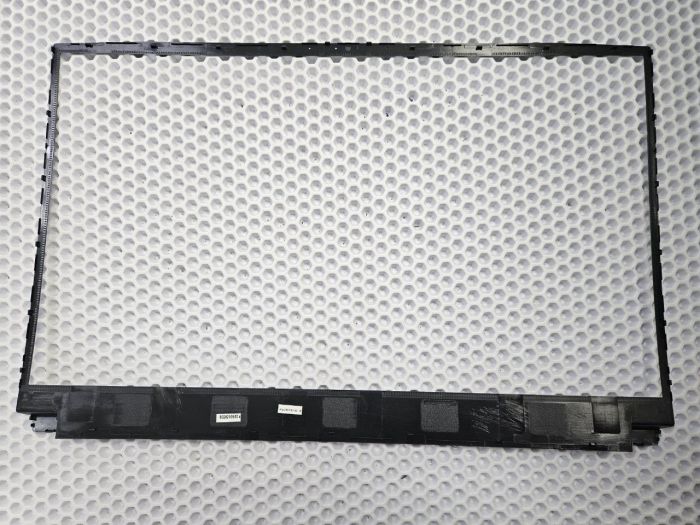 Рамка матрицы MSI GF75