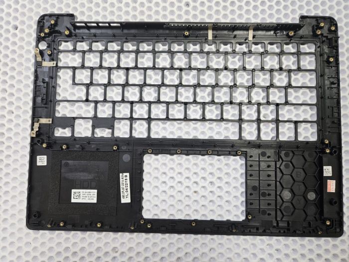 Верхняя часть корпуса (Топкейс) для Dell Vostro 14 5481 черный