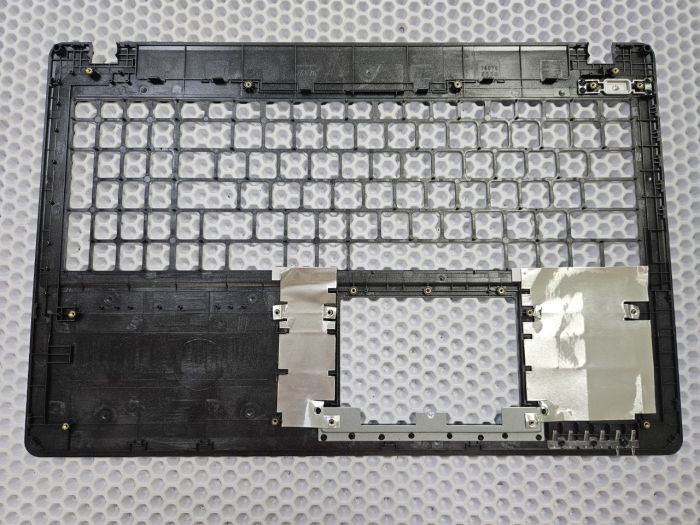 Верхняя часть корпуса (топкейс) для ноутбука Asus X550 серебро, без клавиатуры