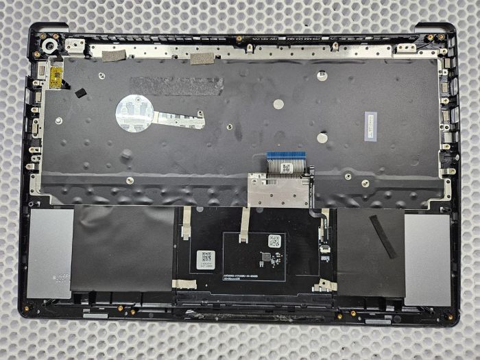 Верхняя часть корпуса (топкейс) с клавиатурой для Tecno Megabook K16S 13th металл