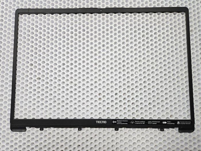 Рамка матрицы для Tecno Megabook K16S черная (подклеена в левом верхнем углу)