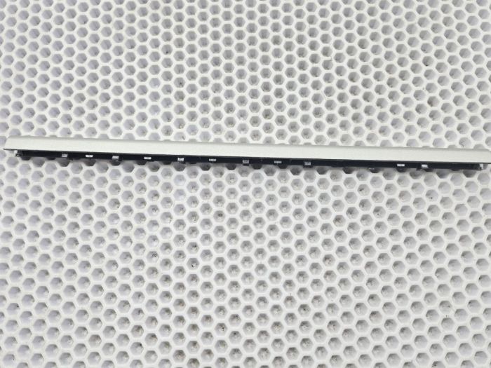 Заглушка петель HP 15S-DU 15-DR 15-DW серебристая