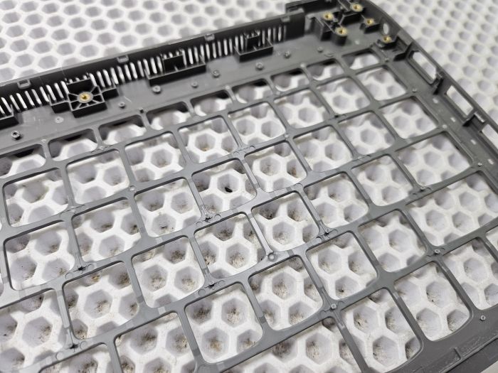 Топкейс Lenovo S145-15 340C-15 без клавиатуры, потёртость, со снятой клавиатурой