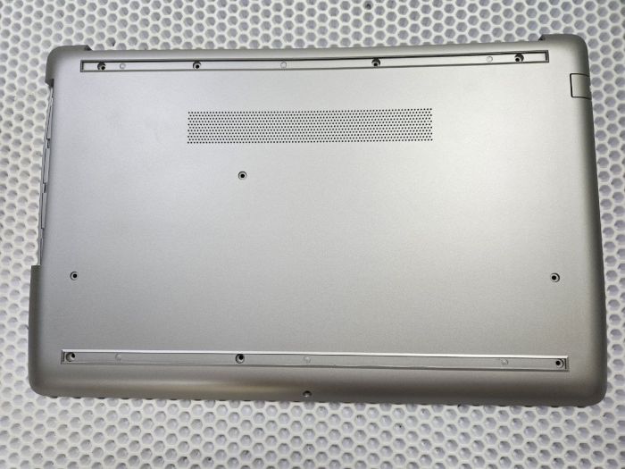 Нижняя часть корпуса (поддон) для HP 15-da серебро с приводом