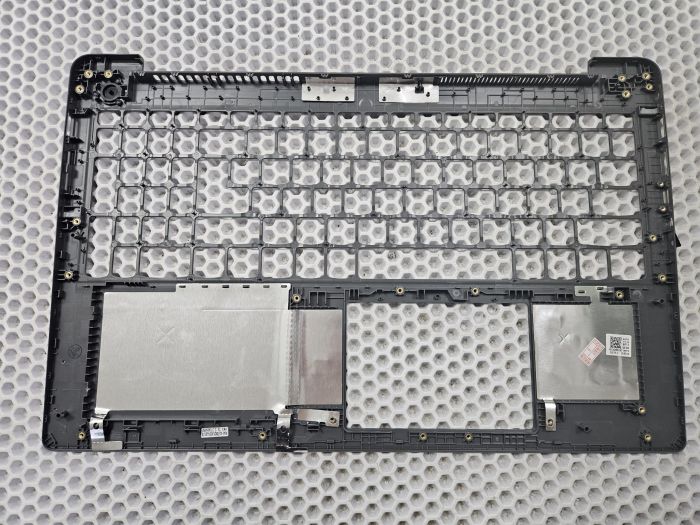 Верхняя часть корпуса (топкейс) для ноутбука Lenovo IdeaPad 3 15IAU7