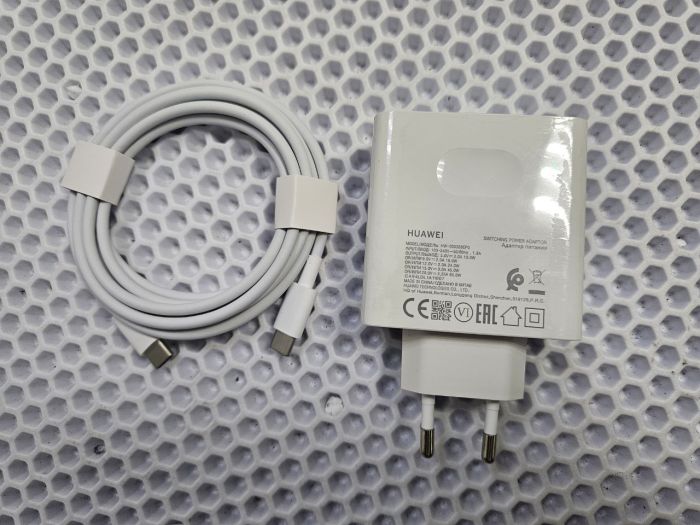 Блок питания (зарядка) для Huawei 65W 20V 3.25A (HW-200325EPO) с кабелем USB-C на Type-C/1,8М оригинал