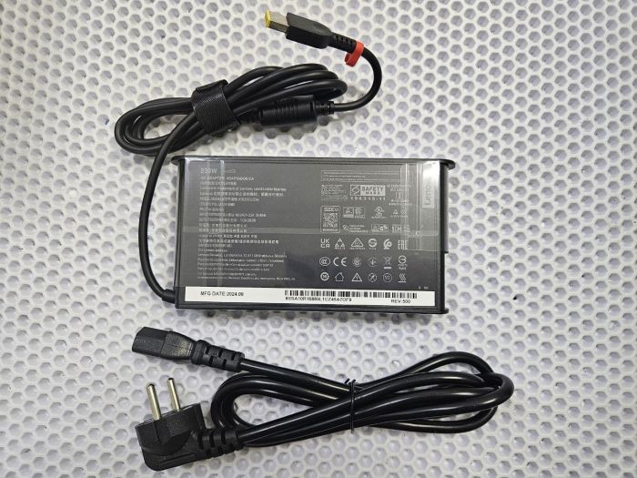Блок питания для ноутбука Lenovo 20V 11.5A 230W прямоугольный разъем
