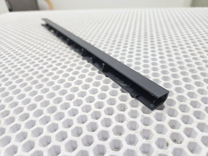 Заглушка петель  для Lenovo 3 15ADA05 тёмно-синяя, мелкие царапины
