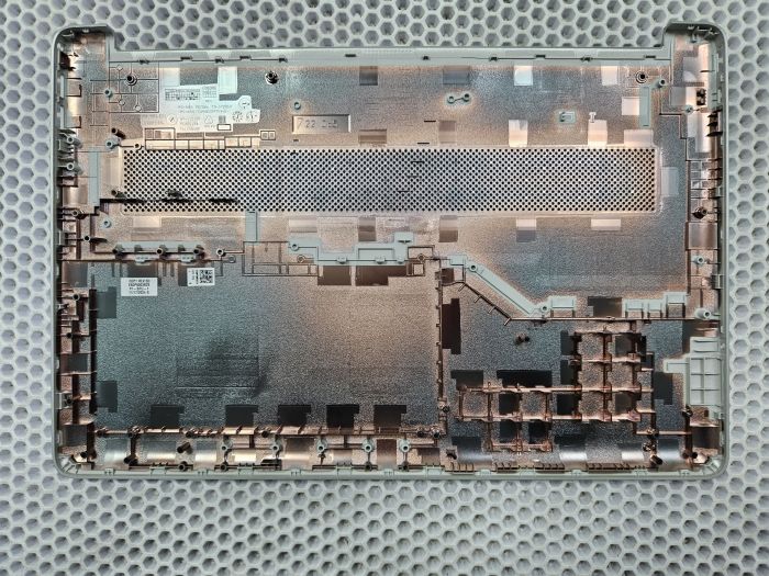 Поддон (нижняя часть корпуса) для ноутбука HP 15-dy, 15-ef, 15s-eq, 15s-fq серебро