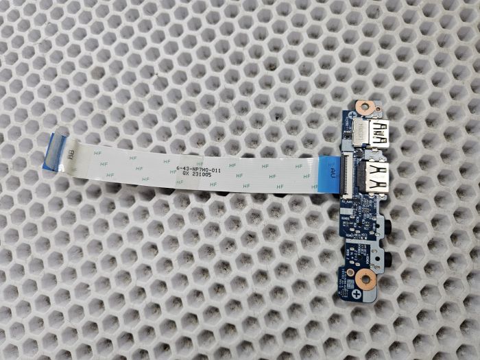 Дочерняя плата с 2 USB, 2 audio 6-43-NP7H0-011 для ноутбука Thunderobot 911 Plus X
