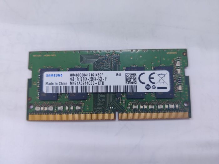 Оперативная память SODIMM DDR4 4гб 2666 Samsung M471A5244CBO бу
