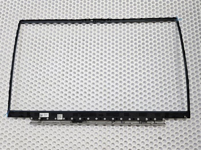 Рамка матрицы Lenovo IdeaPad 5 15IIL05 серебро царапины