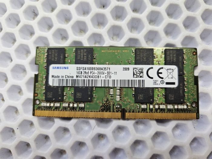 Оперативная память Samsung M471A2K43DB1-CTD DDR4 16ГБ 2666МГц, SO-DIMM, OEM