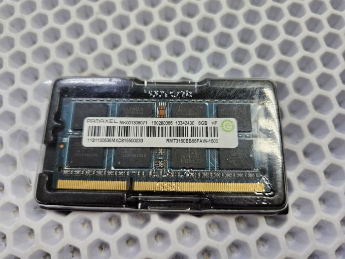 Оперативная память 8 ГБ DDR3-1600 SODIMM Ramaxel RMT3160EB68FAW-1600