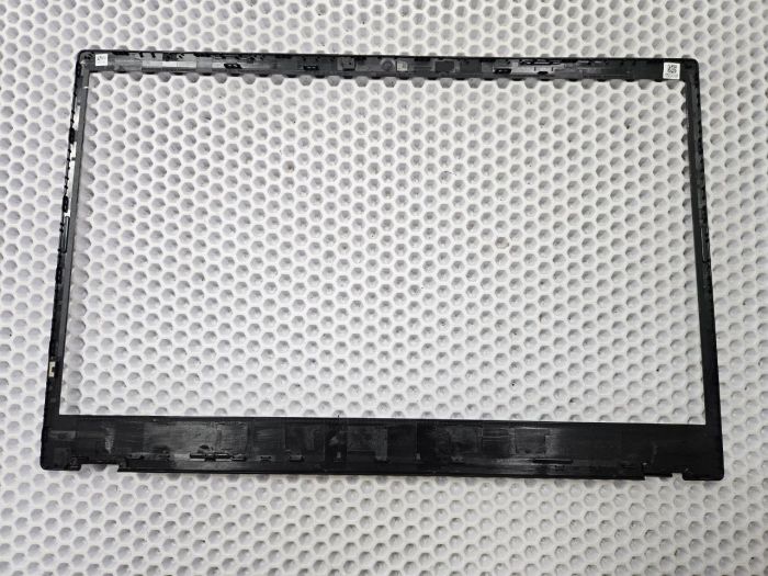 Рамка матрицы ноутбука Acer Aspire A315-35 черная