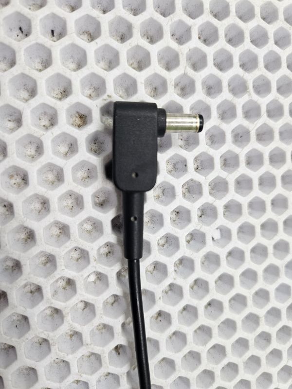 Блок питания (зарядка) для Acer 19V 2.37A 5.5x1.7mm бу