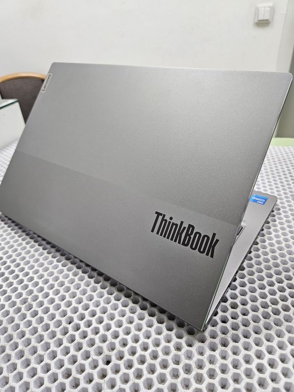 Ноутбук Lenovo 13 g2 itl SSD 512/8 ГБ озу/i5-1135G7