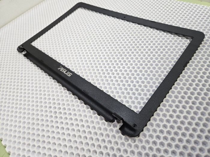 Рамка матрицы Asus X540 X541
