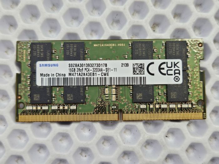 Оперативная память SODIMM DDR4 16GB Samsung M471A2K43EB1-CWE 3200 МГц