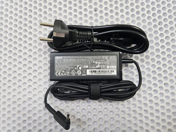 Зарядка для ноутбука Acer 19V 2.37A (45W) 3.0x1.1мм