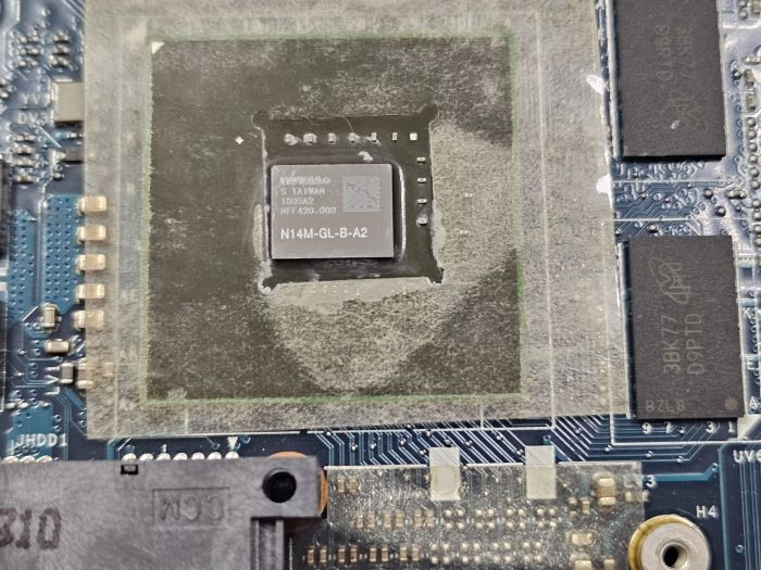 Материнская плата LA-7988P, Socket rPGA989 (G2), видеочип N14M-GL-B-A2 (GeForce G710M), тип памяти DDR3, северный мост SLJ8E для ноутбука Lenovo G580
