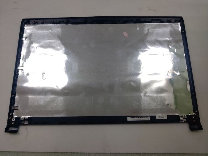 Крышка матрицы MSI GL72 GP72 GV72 p/n 307793A242P89 подклеена заглушка