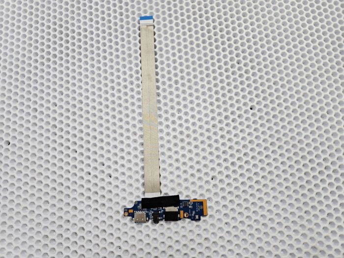 Дочерняя плата с разъемами USB, audio и sd card для китайского ноутбука DB142_S3_R11