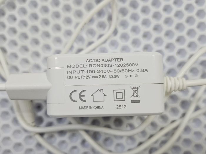 Зарядка для ноутбука 12V 2.5A (30W) 3.5x1.35мм