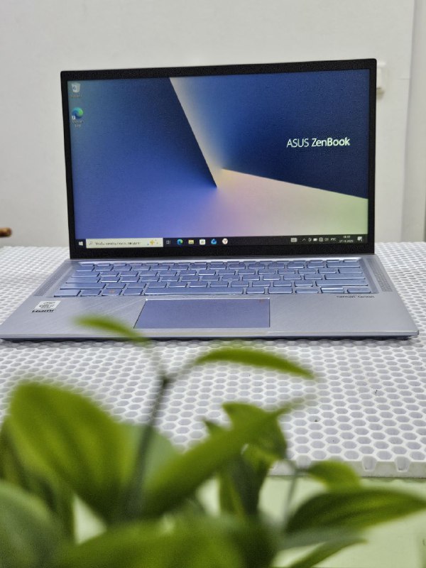Ноутбук ASUS Zenbook 14 UX43F