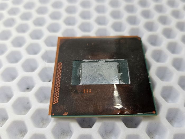 Процессор Intel Core i5-2410M, SR04B