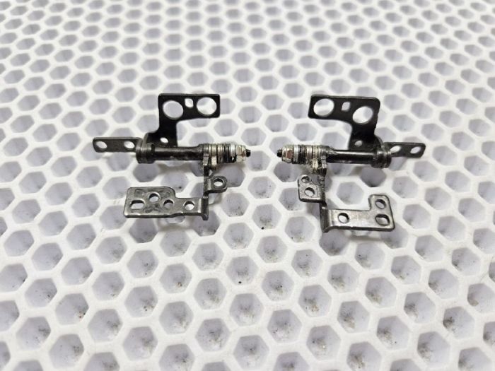 Петли для Huawei Matebook D15  BoD-WDH9 (пара)