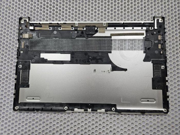 Нижняя часть корпуса (поддон) Huawei MateBook D15 BoD-WDH9 серебро (потертости, царапины)