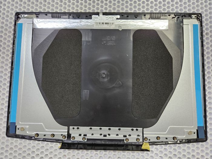 Крышка матрицы Dell G3 15-3590 с зеленым логотипом