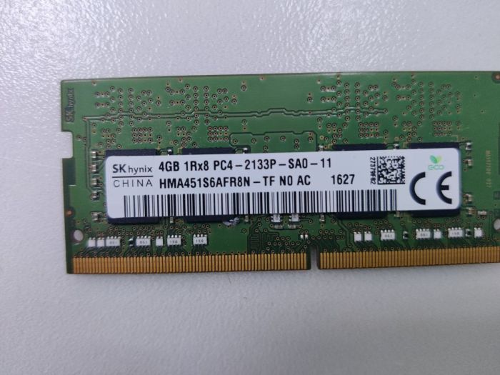 Оперативная память SODIMM Hynix DDR4 4Gb 2133 MHz HMA451S6AFR8N-TF