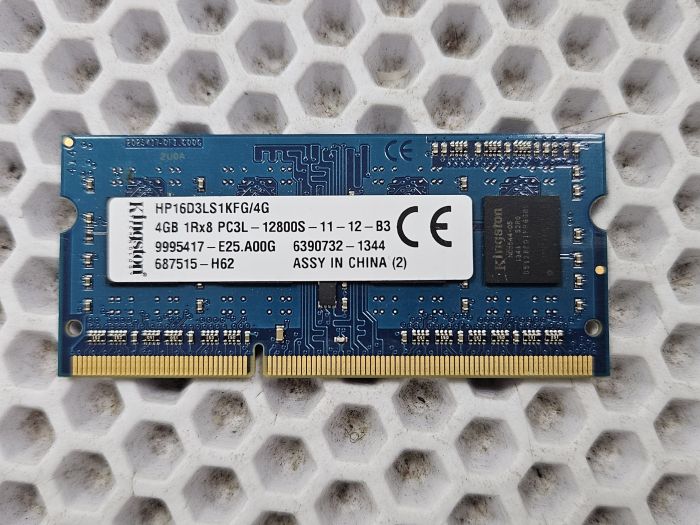 Оперативная память Kingston HP16D3LS1KFG DDR3L 4 ГБ SODIMM