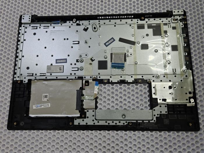 Верхняя часть корпуса (топкейс)  без тачпада, с клавиатурой Lenovo 320-15 серый