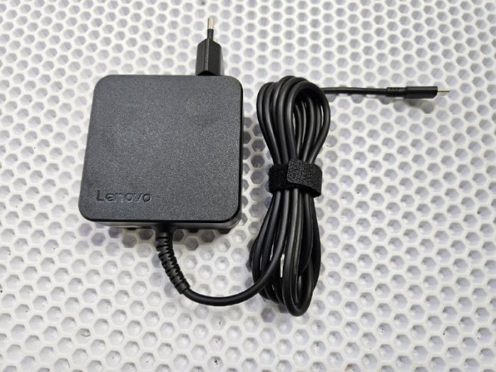 Зарядка для ноутбука Lenovo 20V 3.25A, 15V 3A, 9V 2A, 5V 2A (65W) USB Type-C (квадратная)